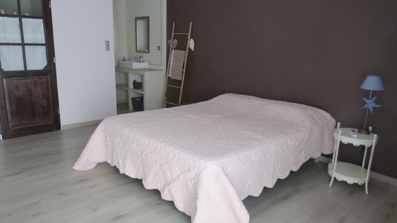 Safraniere Des Sorgues Guest House Le Thor Eksteriør bilde