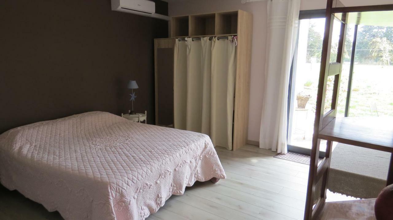 Safraniere Des Sorgues Guest House Le Thor Eksteriør bilde